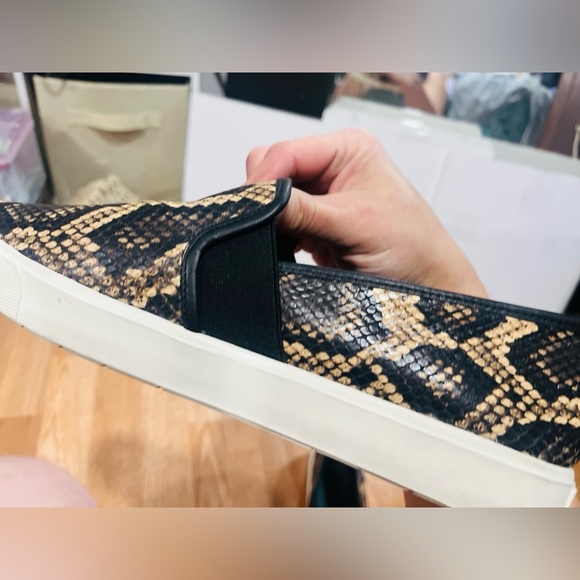 Vince Blair snakeskin embossed leather sneaker size 9.5 - Picture 7 of 7